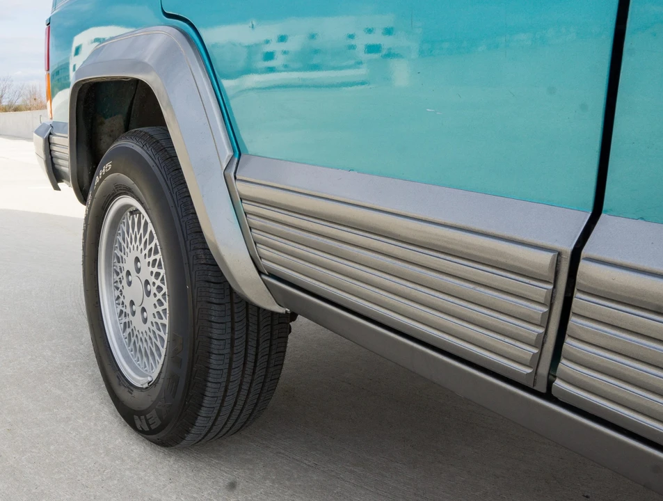1996 Jeep XJ Cherokee - Image 30 of 31