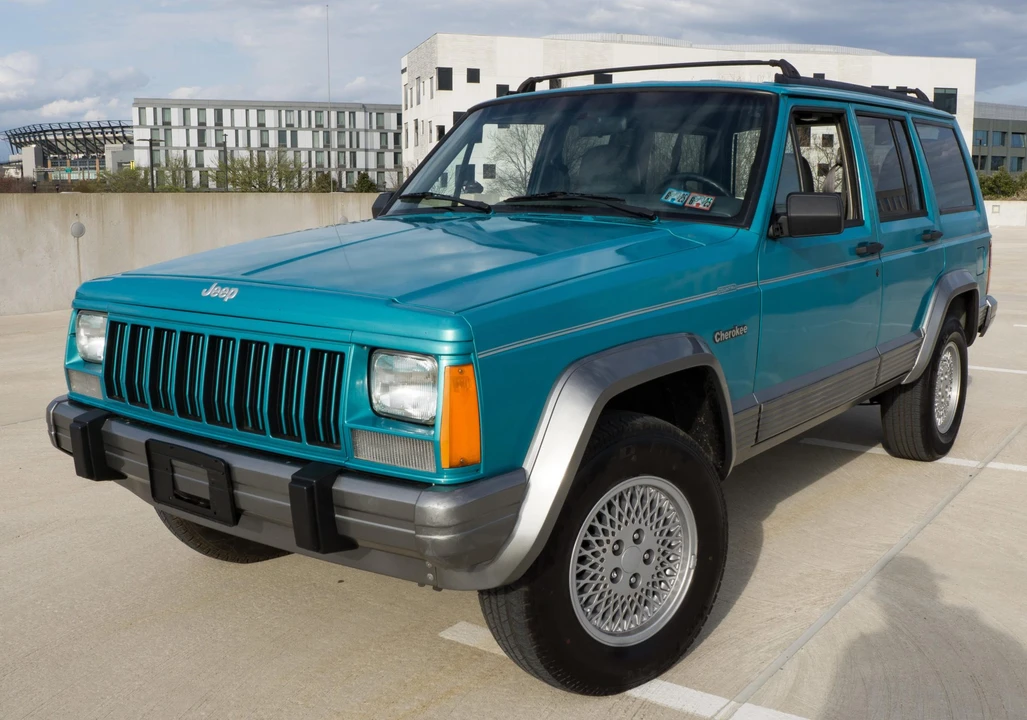 1996 Jeep XJ Cherokee - Image 6 of 31