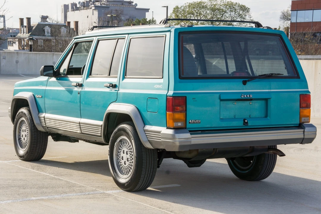 1996 Jeep XJ Cherokee - Image 12 of 31
