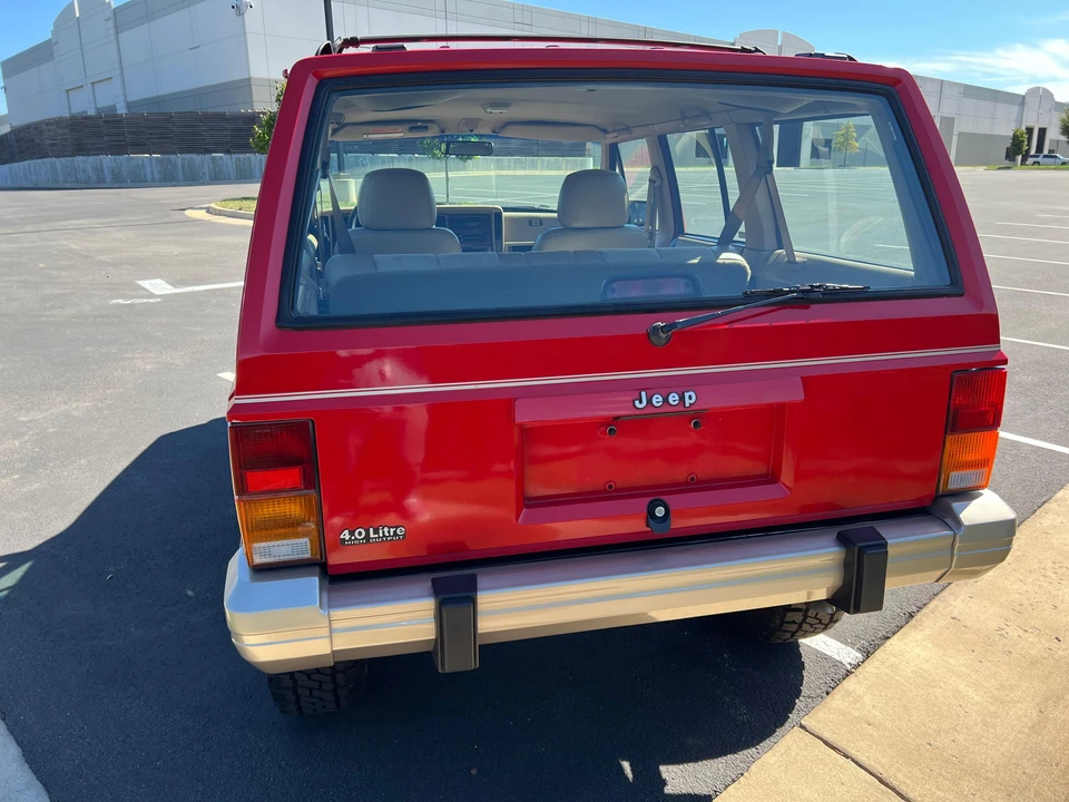 1996 Jeep XJ Cherokee - Image 8 of 31