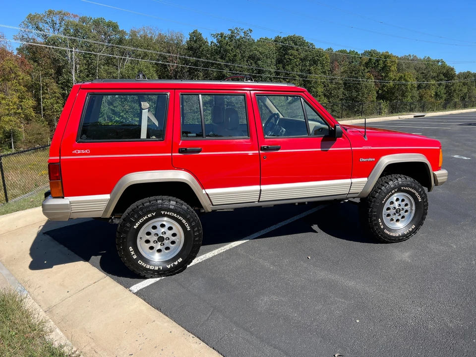 1996 Jeep XJ Cherokee - Image 11 of 31