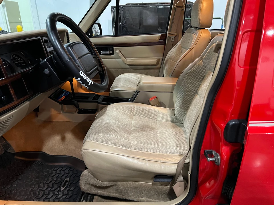 1996 Jeep XJ Cherokee - Image 24 of 31