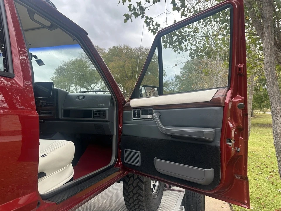 1996 Jeep XJ Cherokee - Image 11 of 12