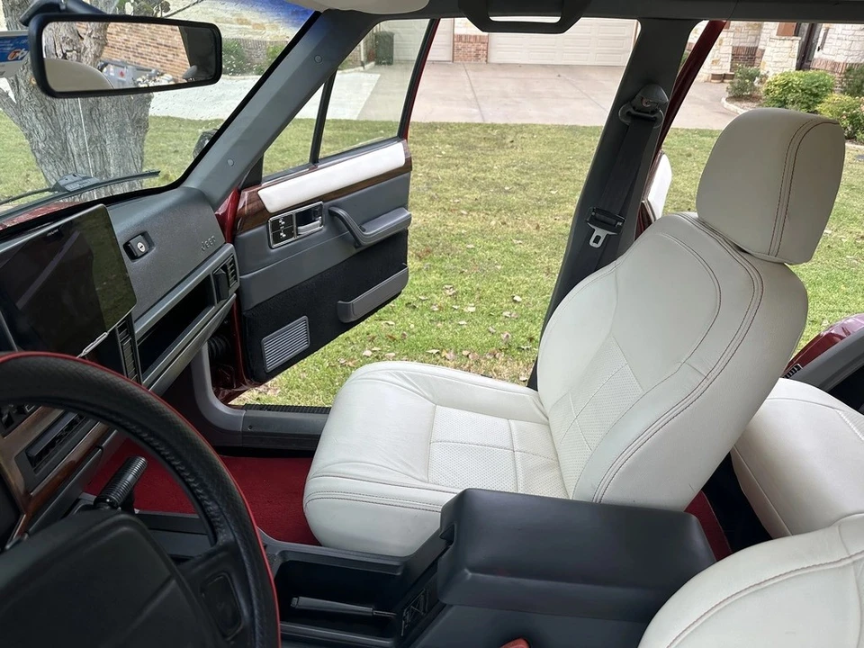 1996 Jeep XJ Cherokee - Image 10 of 12