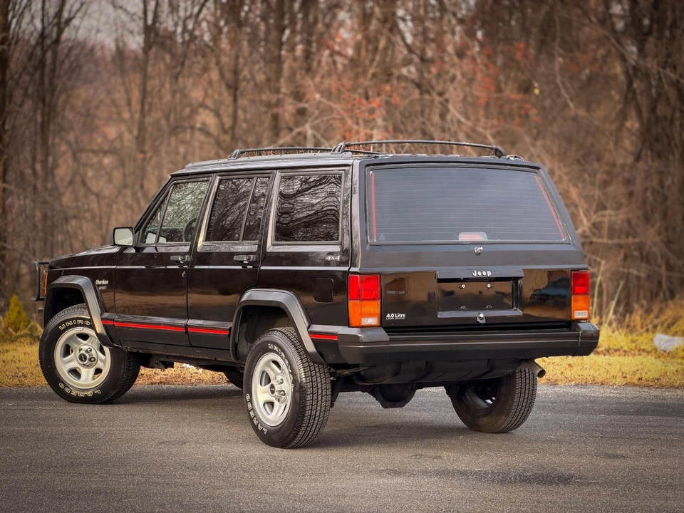 1996 Jeep XJ Cherokee - Image 11 of 21