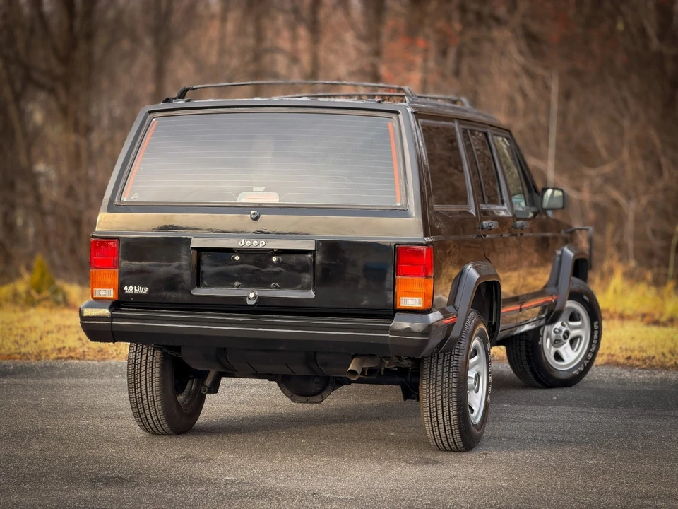 1996 Jeep XJ Cherokee - Image 9 of 21