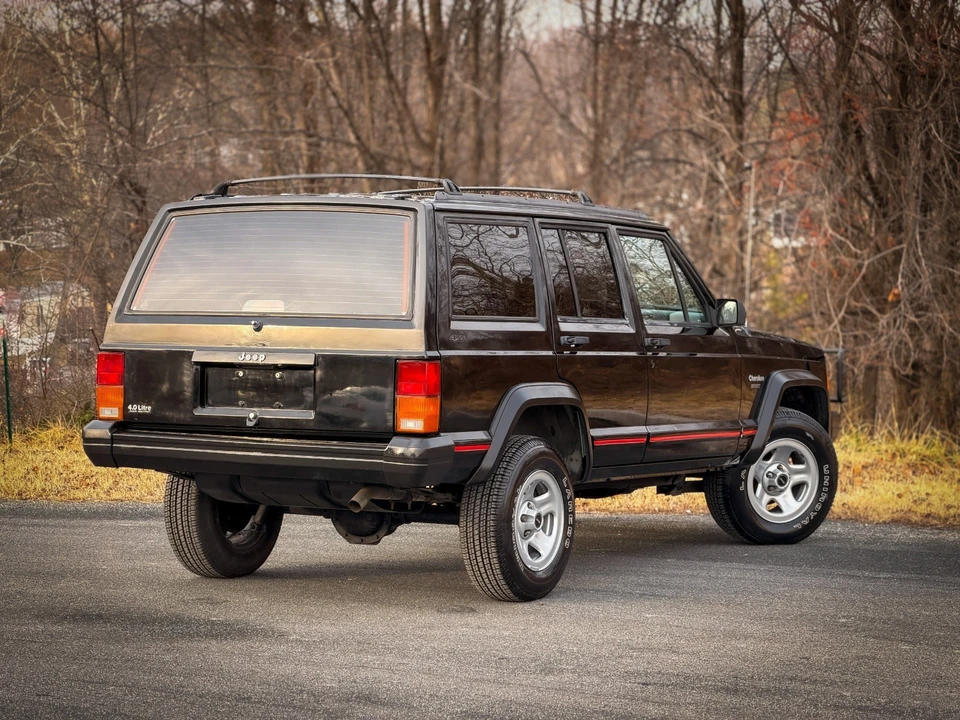 1996 Jeep XJ Cherokee - Image 8 of 21