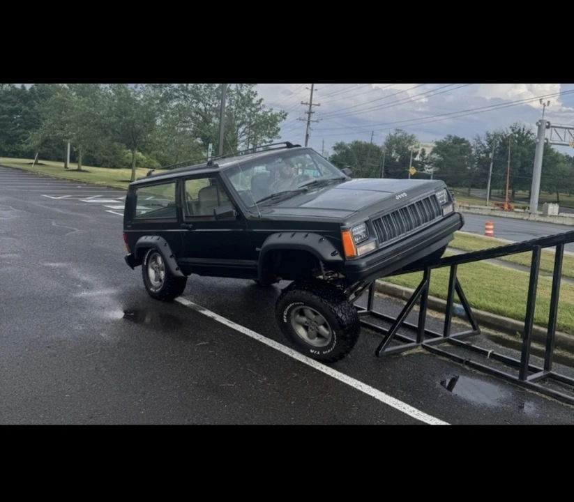 1996 Jeep XJ Cherokee - Image 7 of 12