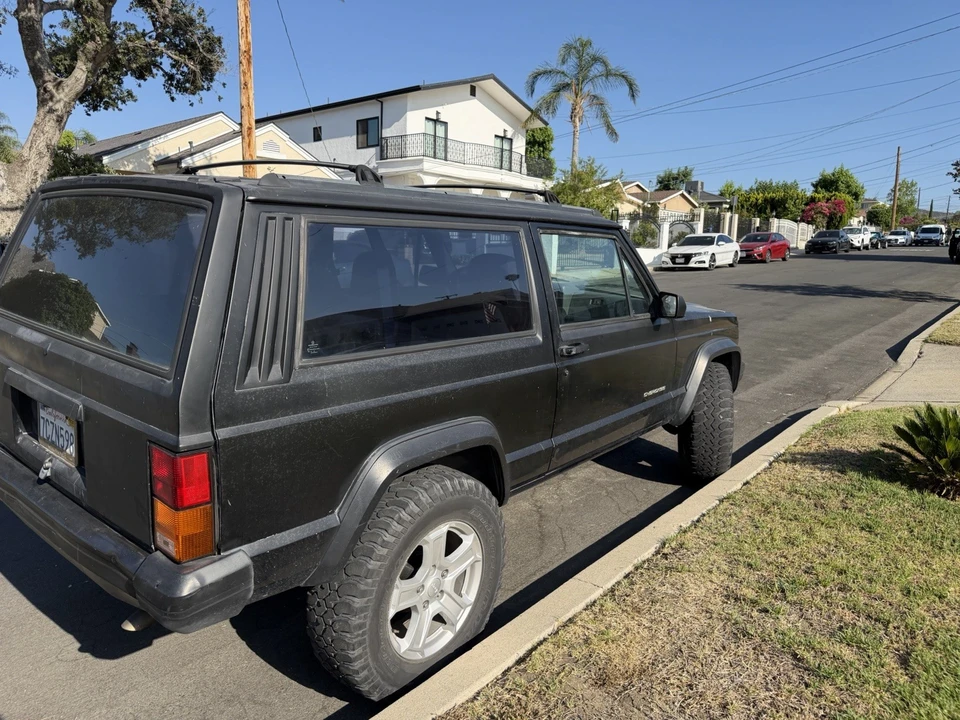 1996 Jeep XJ Cherokee - Image 4 of 10