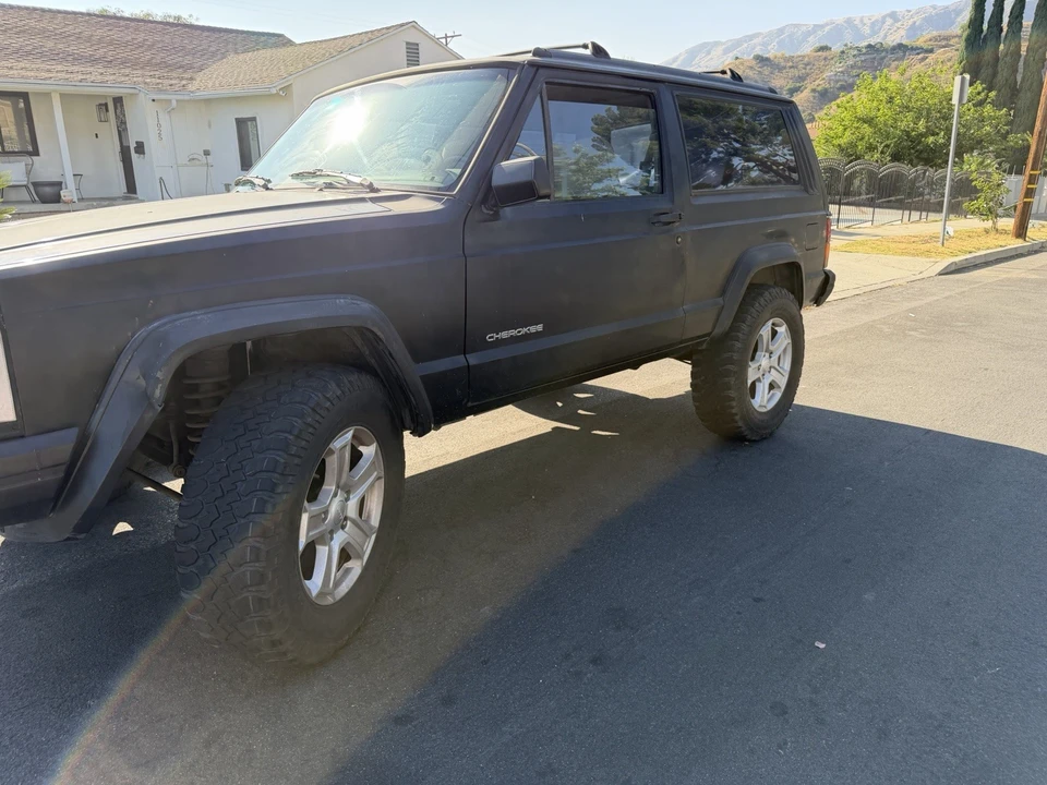 1996 Jeep XJ Cherokee - Image 2 of 10