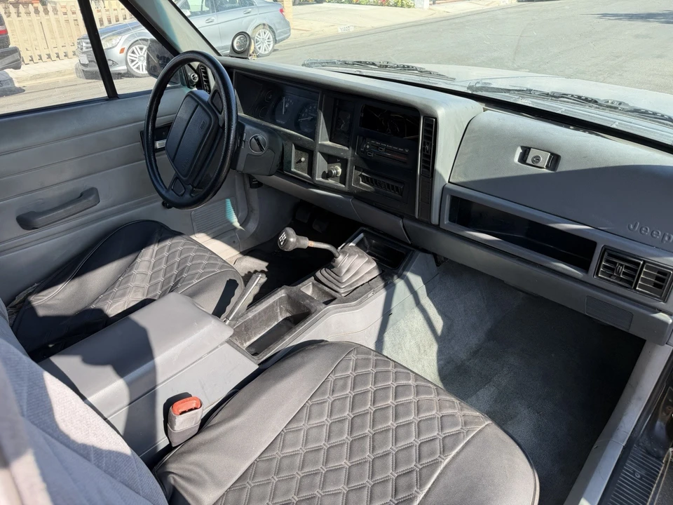 1996 Jeep XJ Cherokee - Image 6 of 10