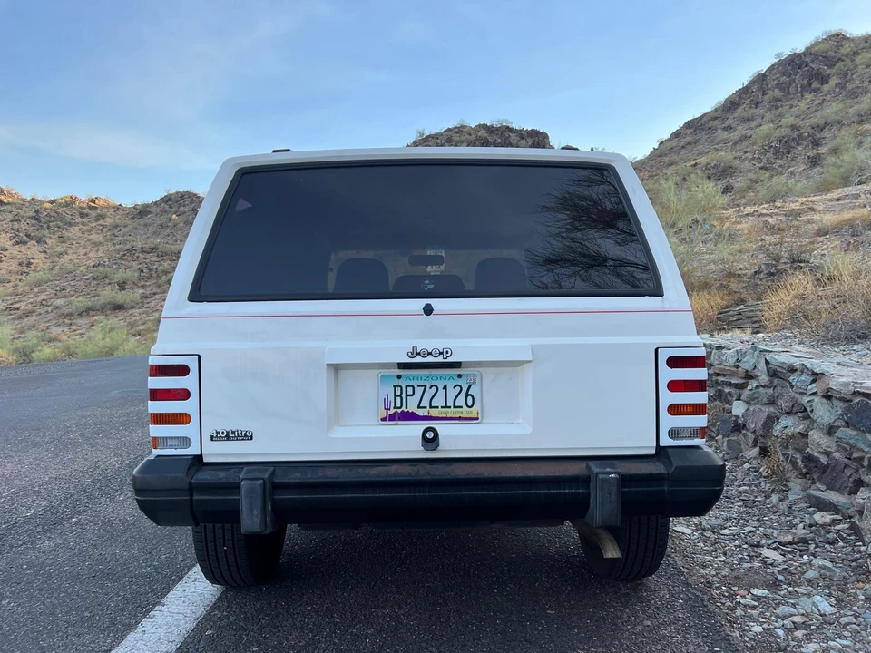 1996 Jeep XJ Cherokee - Image 13 of 31