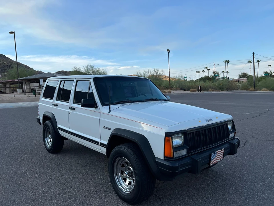 1996 Jeep XJ Cherokee - Image 16 of 31
