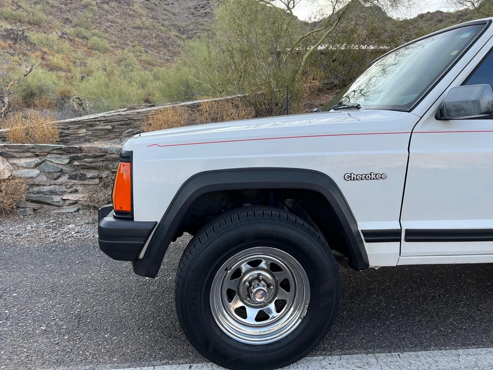 1996 Jeep XJ Cherokee - Image 26 of 31