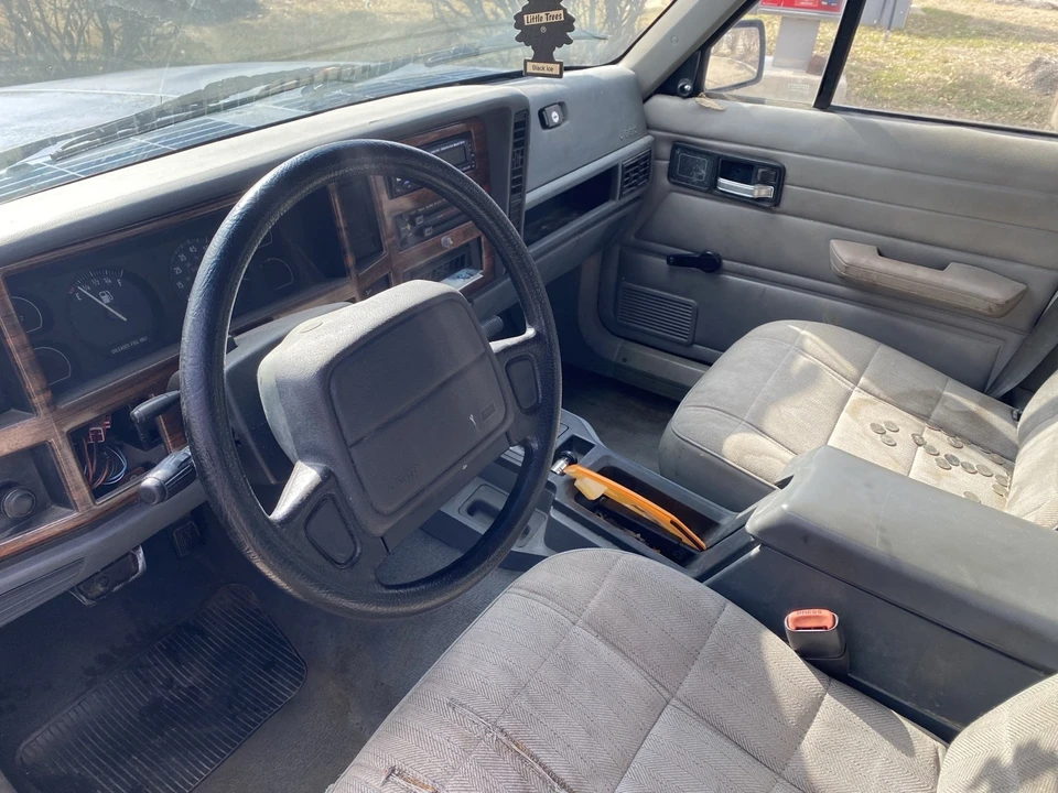 1996 Jeep XJ Cherokee - Image 8 of 14