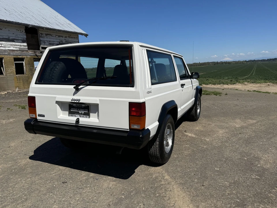 1996 Jeep XJ Cherokee - Image 30 of 31