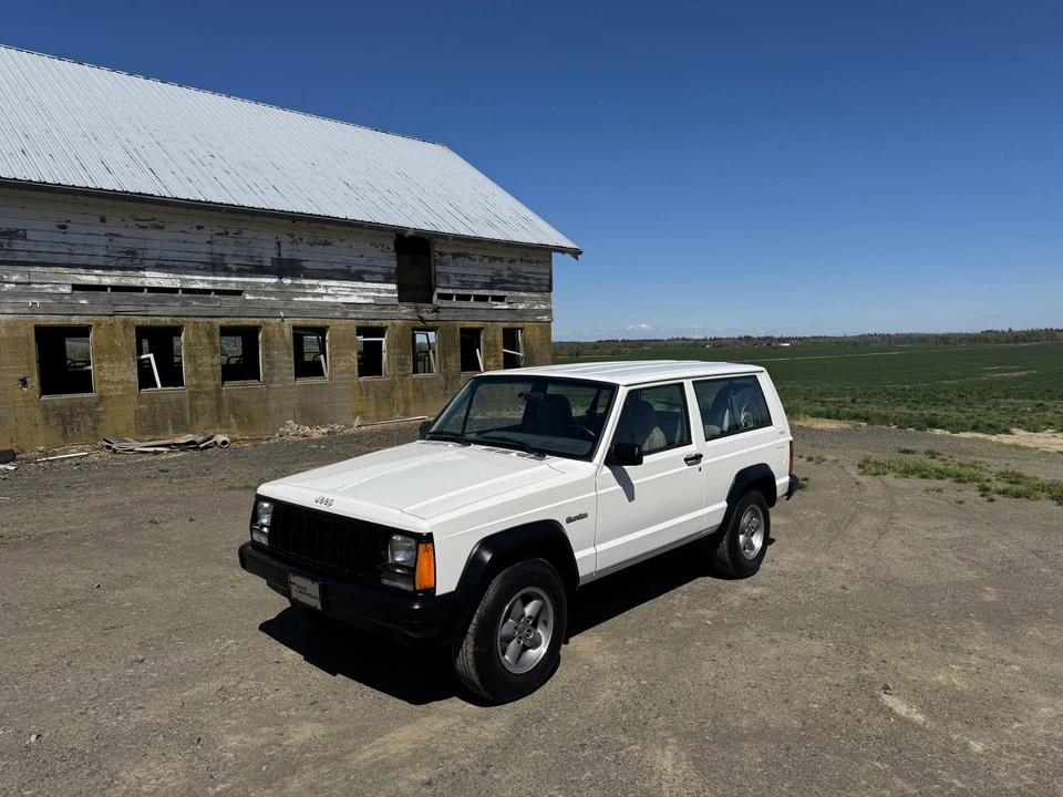 1996 Jeep XJ Cherokee - Image 6 of 31