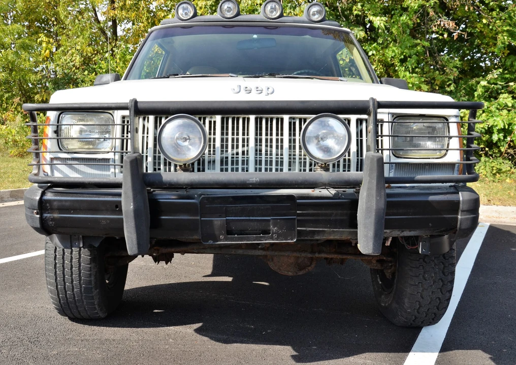 1996 Jeep XJ Cherokee - Image 24 of 31