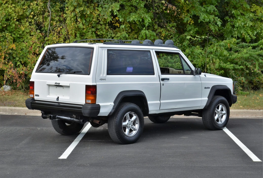1996 Jeep XJ Cherokee - Image 17 of 31