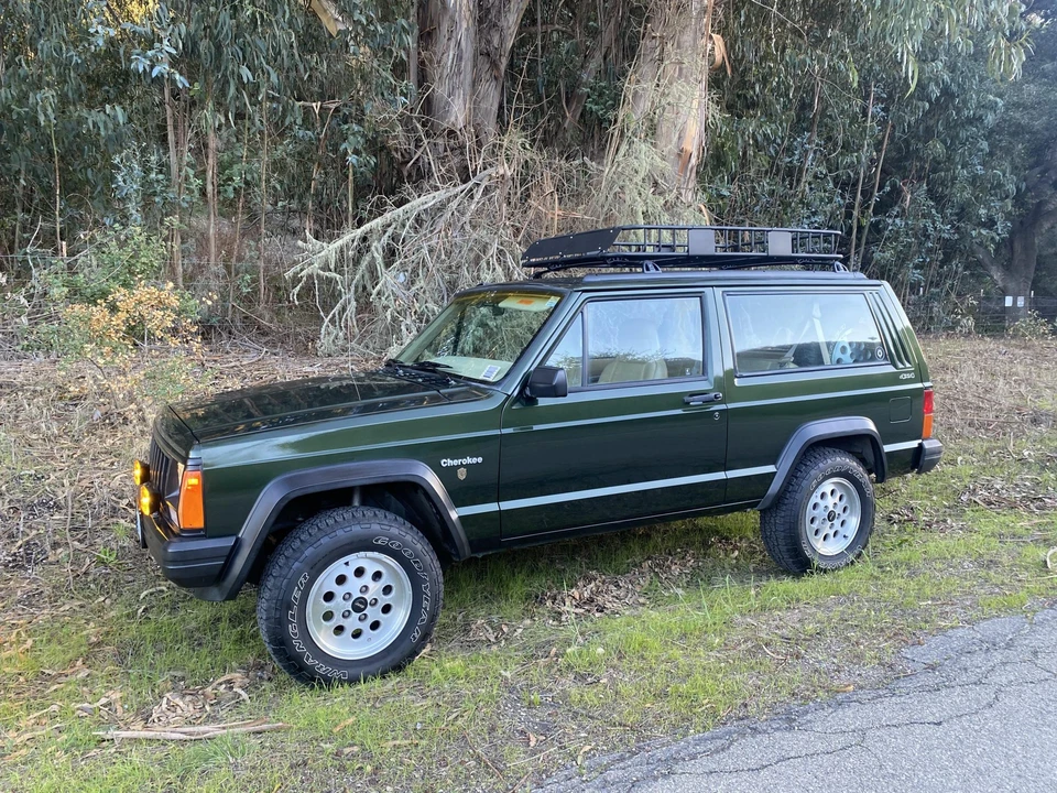 1996 Jeep XJ Cherokee - Image 2 of 31