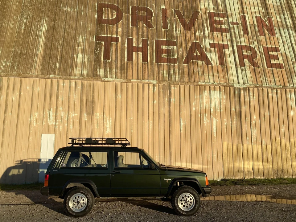 1996 Jeep XJ Cherokee - Image 26 of 31