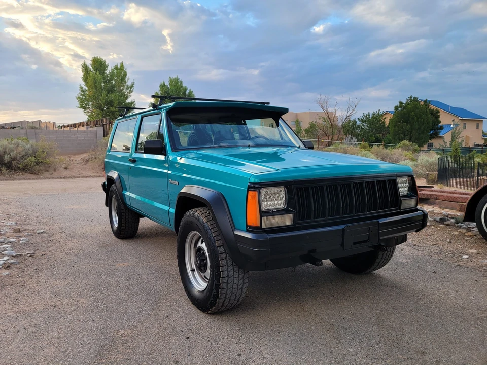 1996 Jeep XJ Cherokee - Image 18 of 31