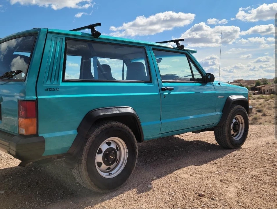 1996 Jeep XJ Cherokee - Image 14 of 31