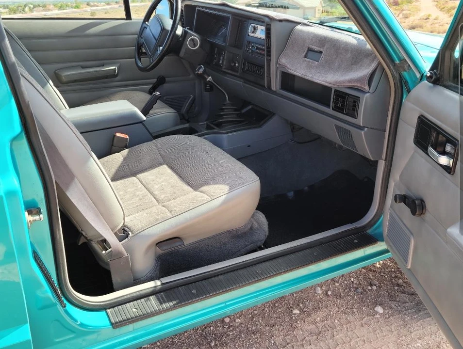 1996 Jeep XJ Cherokee - Image 31 of 31