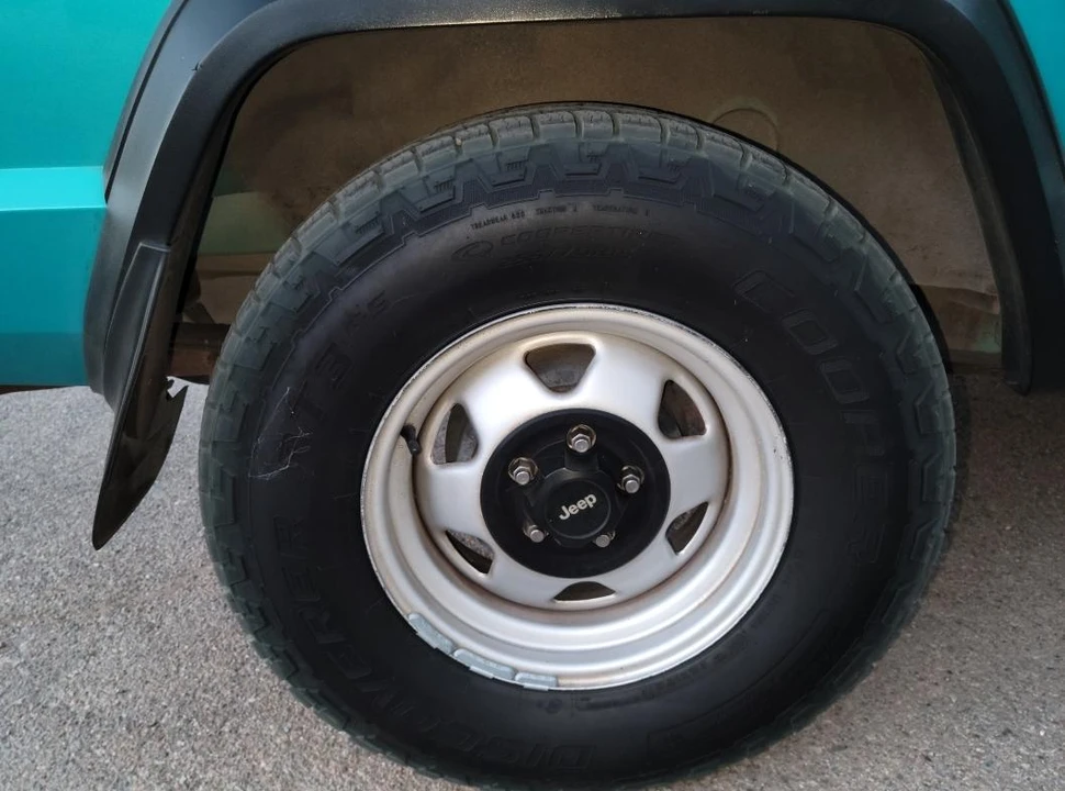 1996 Jeep XJ Cherokee - Image 22 of 31