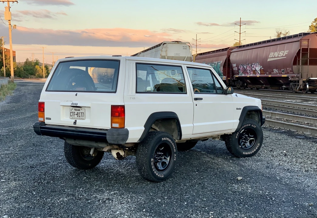 1996 Jeep XJ Cherokee - Image 16 of 31