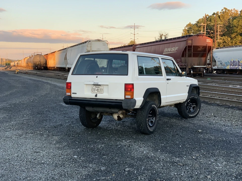 1996 Jeep XJ Cherokee - Image 15 of 31