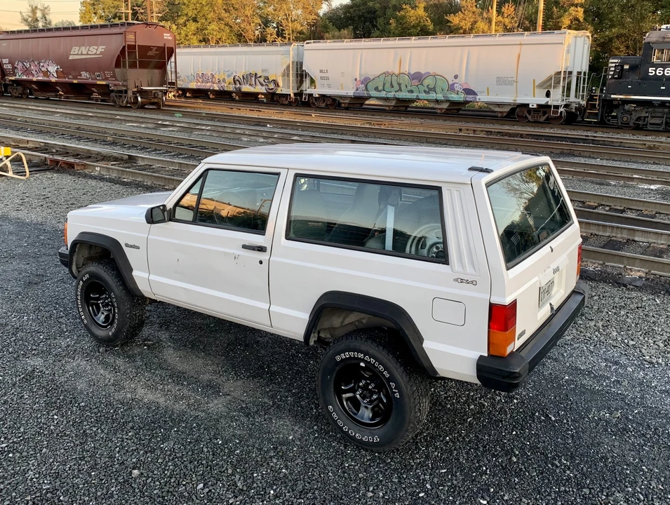 1996 Jeep XJ Cherokee - Image 8 of 31