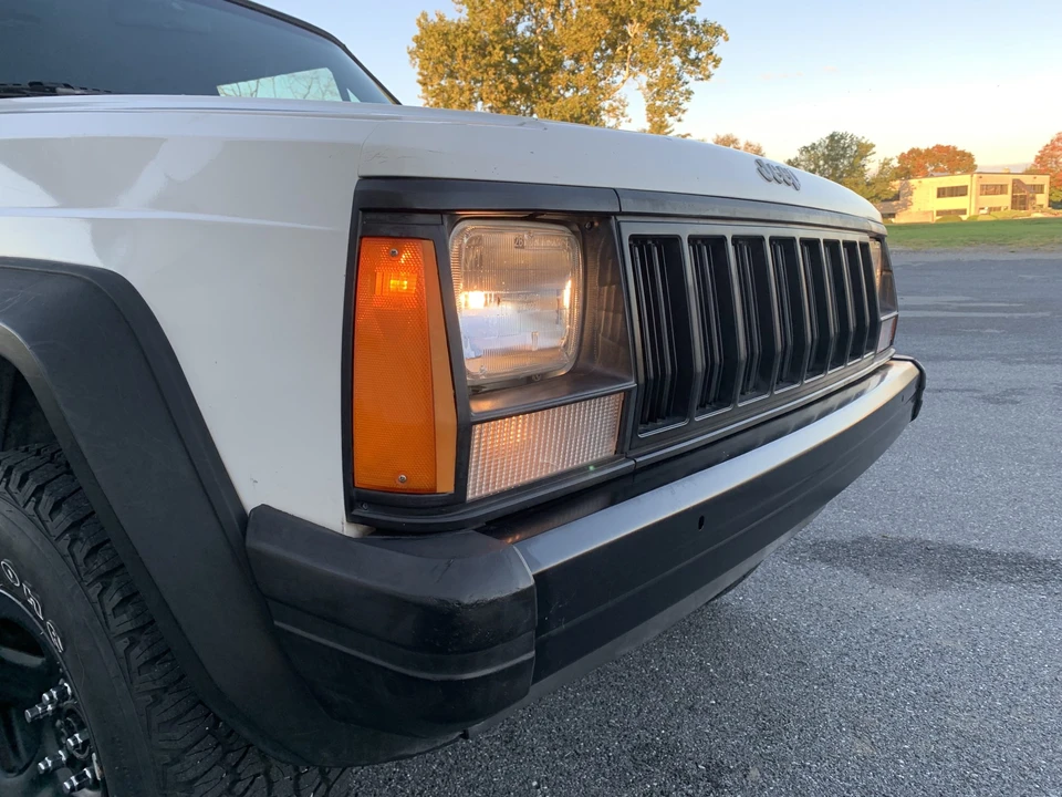 1996 Jeep XJ Cherokee - Image 28 of 31