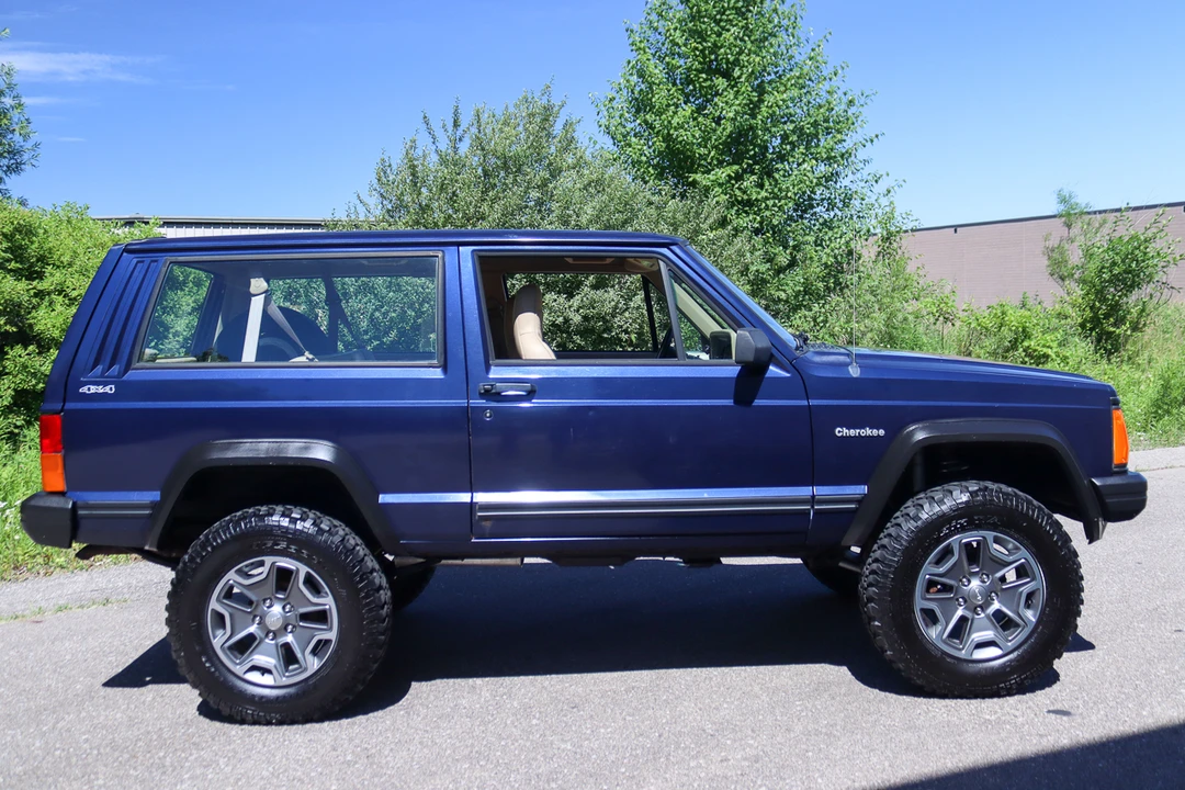 1996 Jeep XJ Cherokee - Image 7 of 31