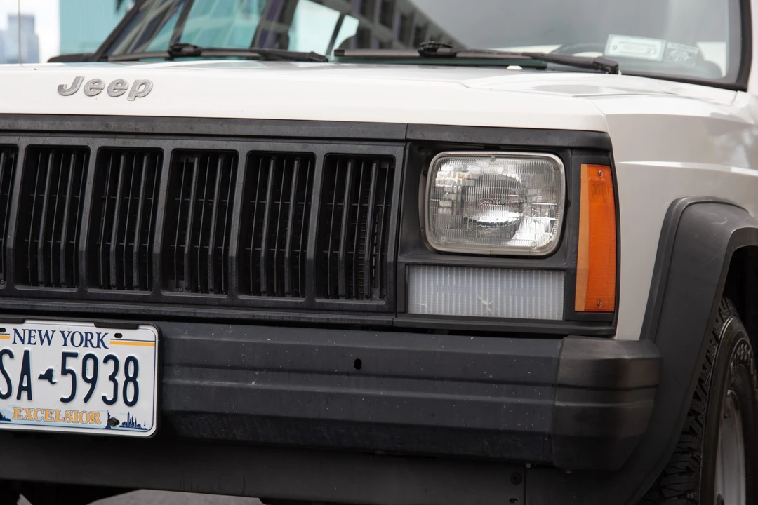 1996 Jeep XJ Cherokee - Image 29 of 31