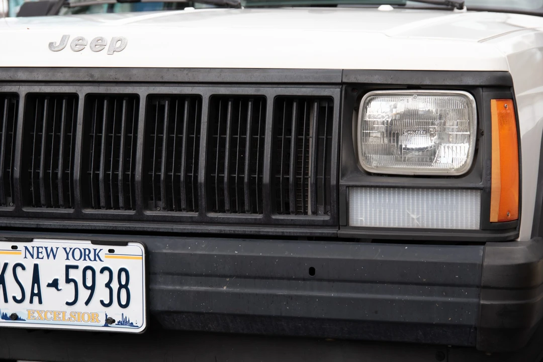 1996 Jeep XJ Cherokee - Image 28 of 31