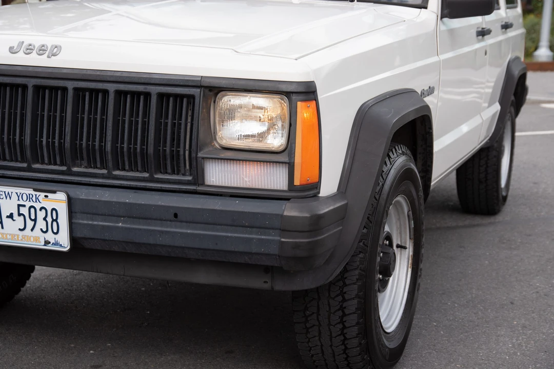 1996 Jeep XJ Cherokee - Image 25 of 31