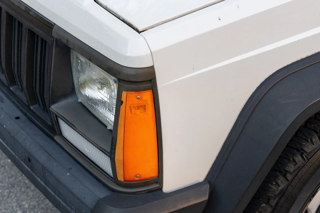 1996 Jeep XJ Cherokee - Image 18 of 31