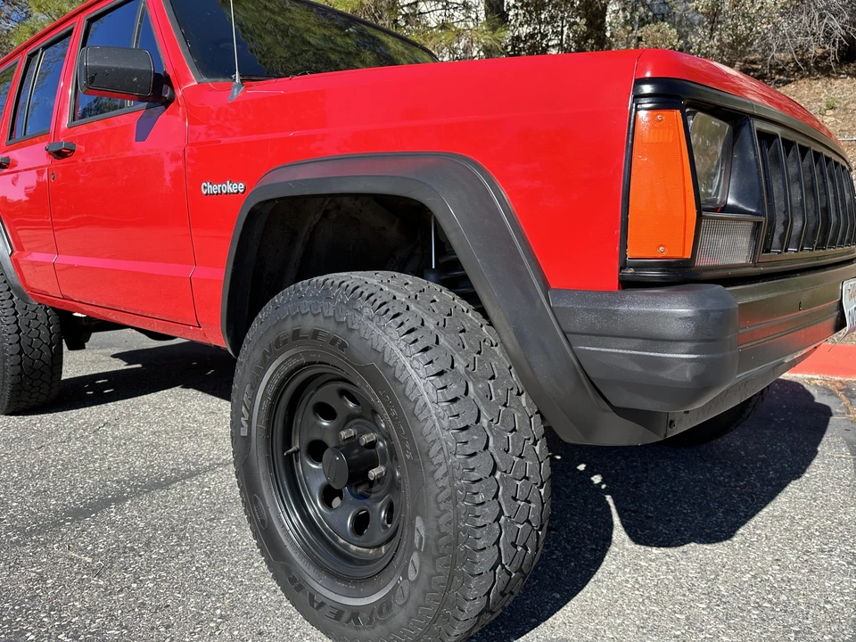 1996 Jeep XJ Cherokee - Image 16 of 31
