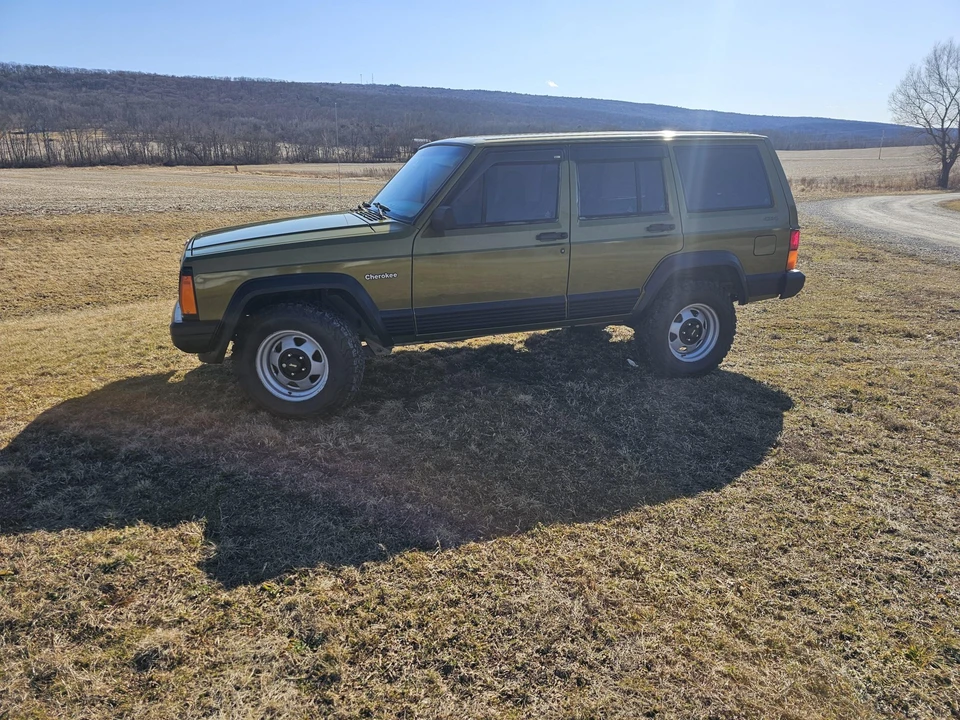 1996 Jeep XJ Cherokee - Image 26 of 31
