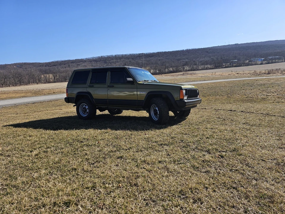 1996 Jeep XJ Cherokee - Image 11 of 31