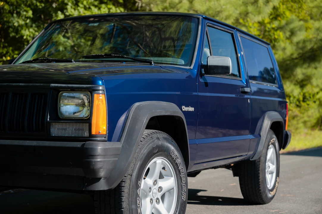 1996 Jeep XJ Cherokee - Image 12 of 31