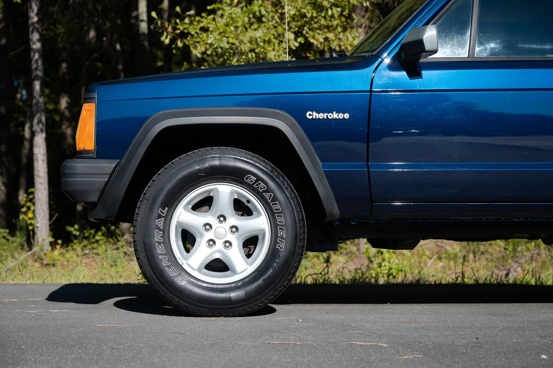 1996 Jeep XJ Cherokee - Image 11 of 31