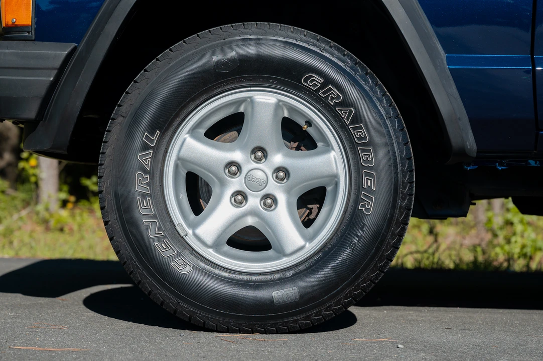 1996 Jeep XJ Cherokee - Image 25 of 31
