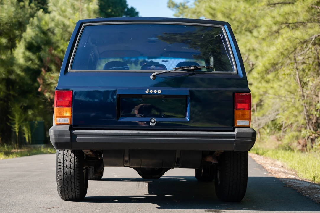 1996 Jeep XJ Cherokee - Image 6 of 31