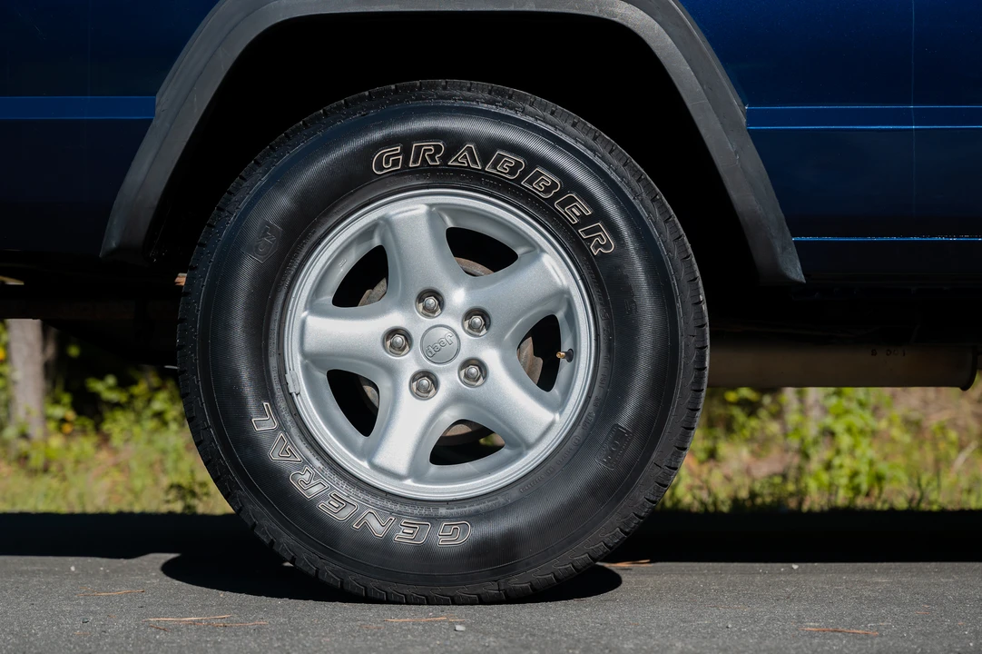 1996 Jeep XJ Cherokee - Image 23 of 31