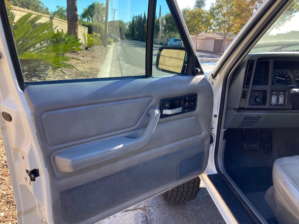 1996 Jeep XJ Cherokee - Image 20 of 21