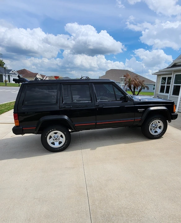 1996 Jeep XJ Cherokee - Image 8 of 21