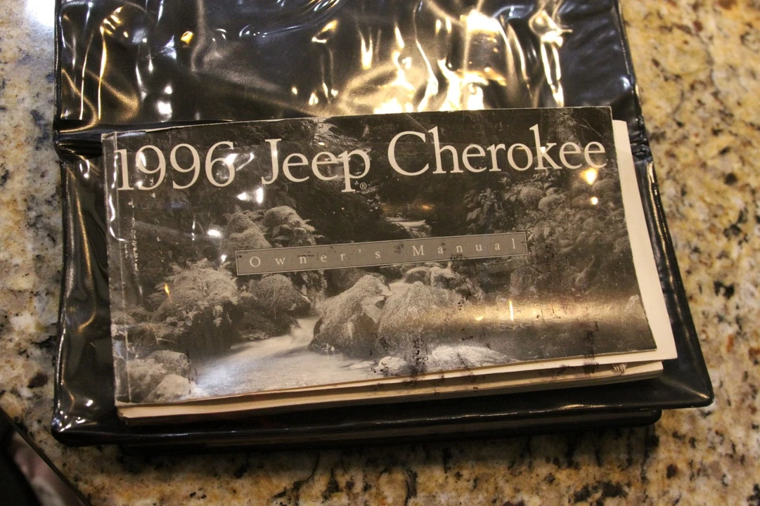 1996 Jeep XJ Cherokee - Image 8 of 8