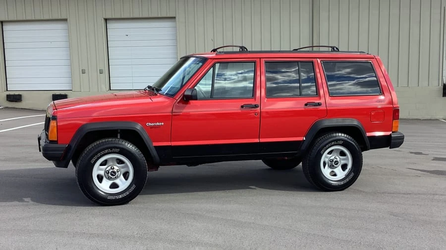 1996 Jeep XJ Cherokee - Image 10 of 31